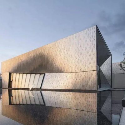 Parede de alumínio portátil 2.5mm do painel da parede de cortina do plutônio de Q355B para a construção exterior