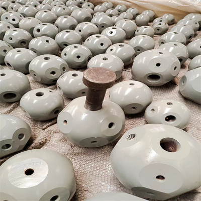Telhado de pouco peso da junção de bola 950mm da grade do espaço Q235 820mm para o telhado estrutural