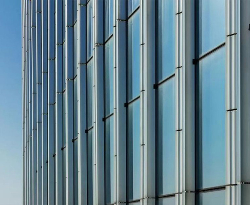 Fachadas de edifícios de vidro Low-E de design de moda Parede de cortina de vidro duplo