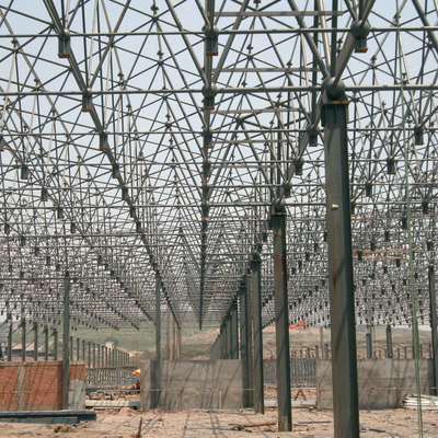 A planta estrutural de aço clara curvou o projeto derramado da casa pré-fabricada