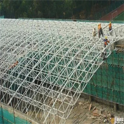 Estrutura do telhado do armazém de aço tipo Q355 Espaço de coluna de aço personalizado